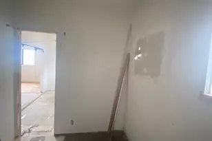 8633 S Thompson Ave, Tacoma, WA 98444 - Photo 9