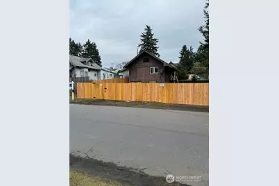 8633 S Thompson Avenue, Tacoma, WA 98444 - Photo 13