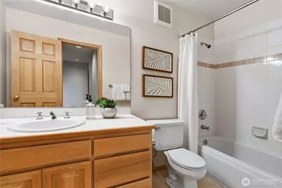 2626 NW 204th Street, Shoreline, WA 98177 - Photo 31