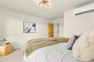 2273 14th Ave W, Seattle, WA 98119 - Photo 23