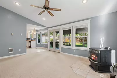 26102 49th Avenue Ct E, Spanaway, WA 98387 - Photo 9