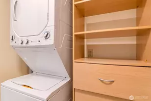 15721 NE 18th St, Bellevue, WA 98008 - Photo 13