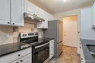 15721 NE 18th St, Bellevue, WA 98008 - Photo 3