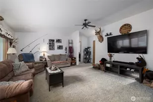 8878 Peavey Rd, Sedro Woolley, WA 98284 - Photo 9