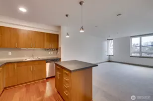 4547 8th Ave NE, Seattle, WA 98105 - Photo 11