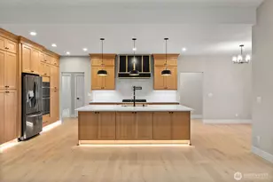 249 Trailblazer Ln, Castle Rock, WA 98611 - Photo 3