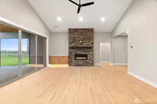 249 Trailblazer Ln, Castle Rock, WA 98611 - Photo 11