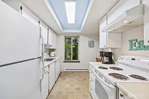 8601 Zircon Dr SW, Lakewood, WA 98498 - Photo 11