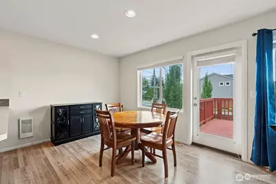 1932 76th Ave SE, Lake Stevens, WA 98258 - Photo 7