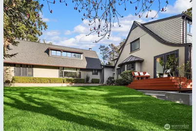 3530 W Laurelhurst Drive NE, Seattle, WA 98105 - Photo 27