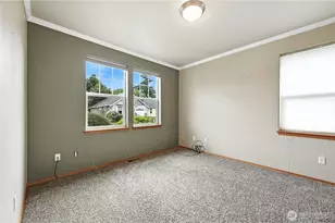 425 Garden Ln, Burlington, WA 98233 - Photo 5