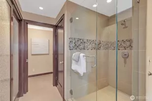 1231 5th Ave N, Seattle, WA 98109 - Photo 15