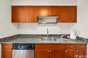 4831 Fauntleroy Wy SW, Seattle, WA 98116 - Photo 11