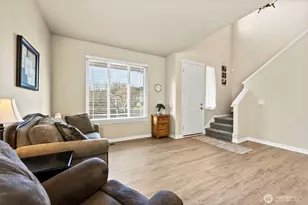 17801 97th Ln E, Puyallup, WA 98375 - Photo 9