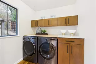 11906 SE 78th St, Newcastle, WA 98056 - Photo 17