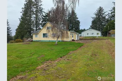 1104 Rose Avenue NE, Ilwaco, WA 98624 - Photo 3
