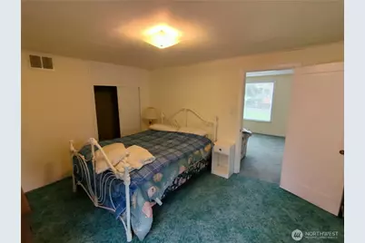 1104 Rose Avenue NE, Ilwaco, WA 98624 - Photo 15