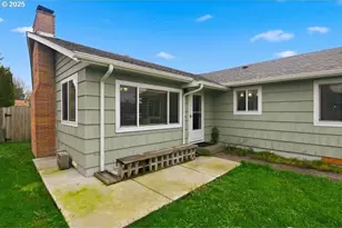 2245 36th Ave, Longview, WA 98632 - Photo 3