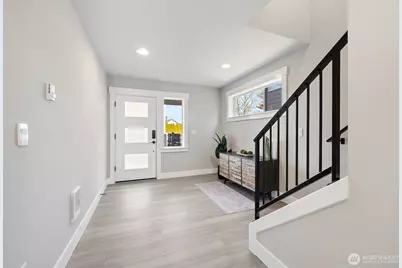 1028 168th Street SW, Lynnwood, WA 98037 - Photo 5