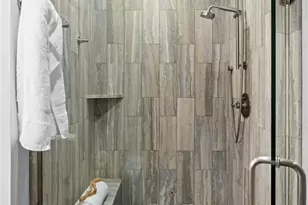 2819 E Lake Sammamish Pkwy NE, Sammamish, WA 98074 - Photo 17