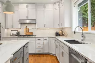 1512 24th Ave NE, Issaquah, WA 98029 - Photo 5