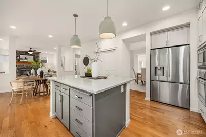 1512 24th Avenue NE, Issaquah, WA 98029 - Photo 9