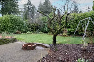 634 NE Conifer Dr, Bremerton, WA 98311 - Photo 19