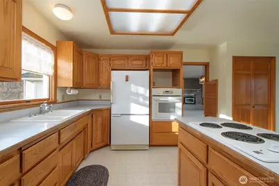 186 Rebel Lane, Port Angeles, WA 98362 - Photo 17