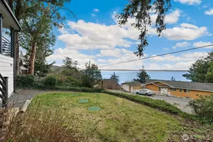 350 N Sunset Dr, Camano Island, WA 98282 - Photo 3