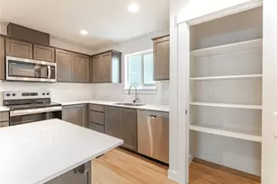 2400 2nd St SE, East Wenatchee, WA 98802 - Photo 13