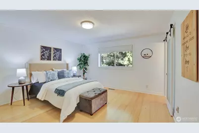 19134 SE May Valley Road, Issaquah, WA 98027 - Photo 15