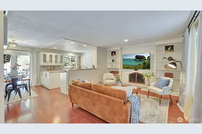 19134 SE May Valley Road, Issaquah, WA 98027 - Photo 3