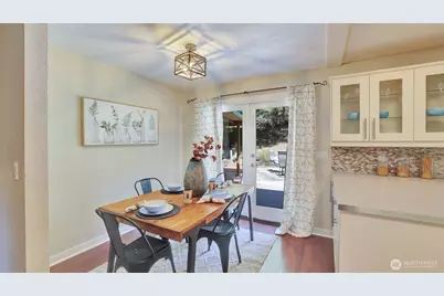 19134 SE May Valley Road, Issaquah, WA 98027 - Photo 5