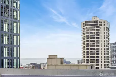 300 Virginia Street #801, Seattle, WA 98121 - Photo 9