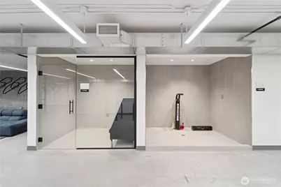 300 Virginia Street #801, Seattle, WA 98121 - Photo 31