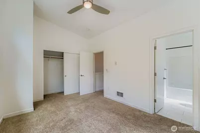 8718 42nd Avenue S, Seattle, WA 98118 - Photo 15