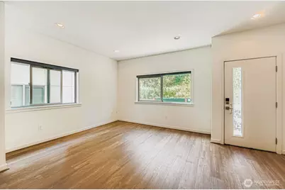 8718 42nd Avenue S, Seattle, WA 98118 - Photo 5