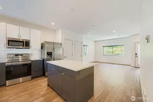 8718 42nd Ave S, Seattle, WA 98118 - Photo 9