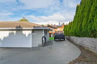 1907 Tweed Pl, Anacortes, WA 98221 - Photo 35