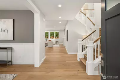 17210 NE 95th Street, Redmond, WA 98052 - Photo 3