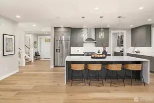 17210 NE 95th St, Redmond, WA 98052 - Photo 13