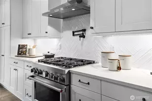 20339 Eagle Ln E, Bonney Lake, WA 98391 - Photo 31