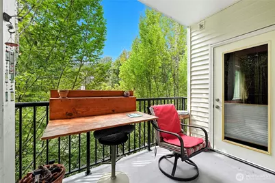 15000 Juanita Drive NE #405, Kenmore, WA 98028 - Photo 7