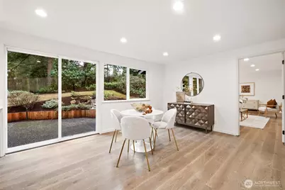 14910 SE 47th Court, Bellevue, WA 98006 - Photo 9