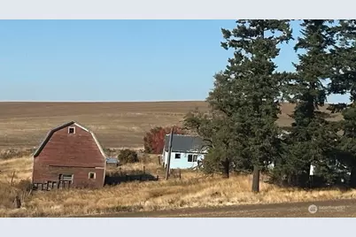 735 N Main Street, Latah, WA 99018 - Photo 1