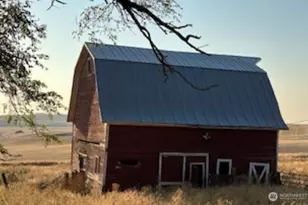 735 N Main St, Latah, WA 99018 - Photo 5