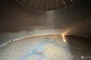 735 N Main St, Latah, WA 99018 - Photo 21