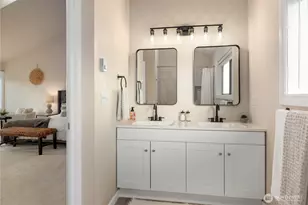 1672 Dorsey Dr, Freeland, WA 98249 - Photo 9