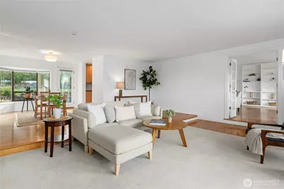 1672 Dorsey Drive, Freeland, WA 98249 - Photo 3