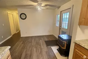 409 N 11th St, Elma, WA 98541 - Photo 5